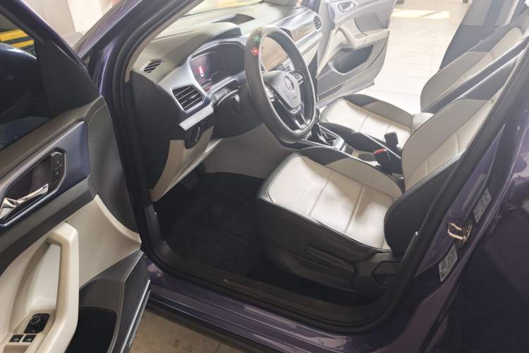 Used Volkswagen T-Cross 2020 280TSI DSG Luxury Edition Driver Seat