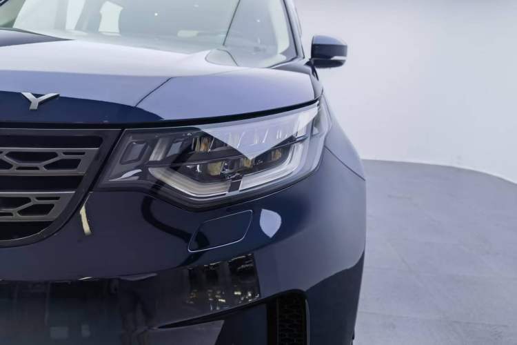 Used Land Rover Discovery 2019 3.0 SC V6 SE
