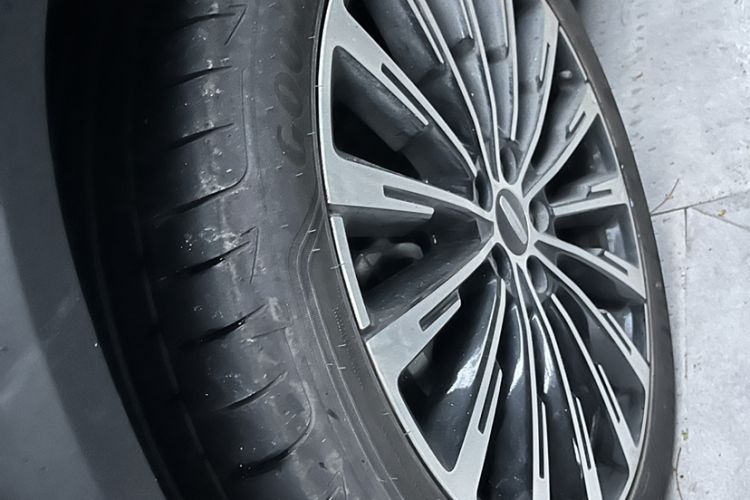 Used Geely Auto Monjaro L 2025 Dongfang Yao 2.0TD Automatic Lanxing Edition Exterior 7