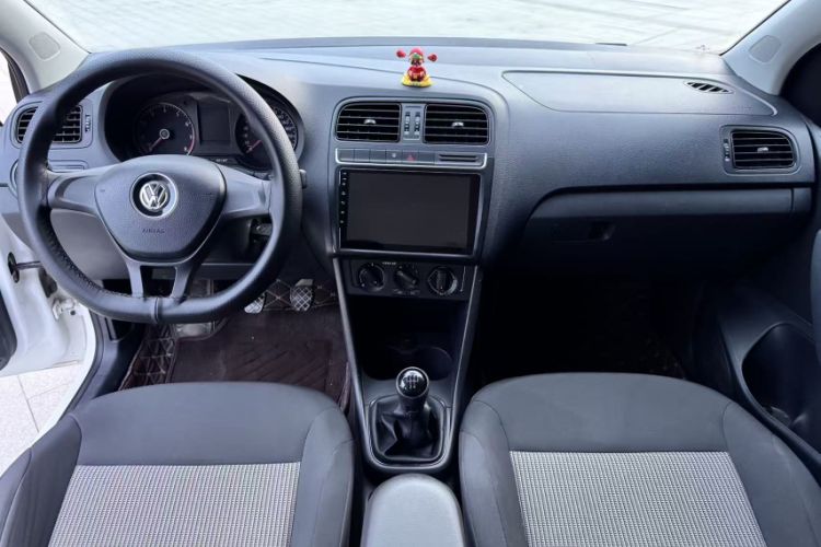 Used Volkswagen Polo 2016 1.4L Manual Fashion Model
