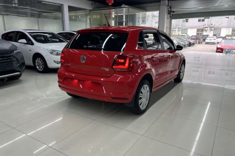 Used Volkswagen Polo 2016 1.6L Automatic Comfort Model