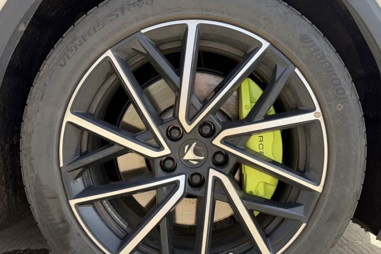 Used ARCFOX Alpha S5 2024 560MAX 185kW Exterior 7