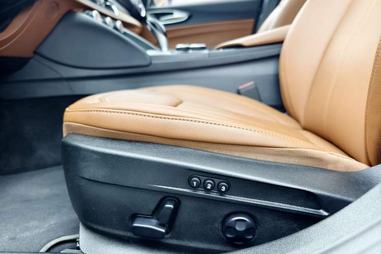 Used Alfa Romeo Giulia 2017 2.0T 200HP Luxury Edition