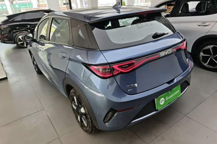 Used BYD Dolphin 2025 Intelligent Driving Version 410 km Fashion Edition Exterior 3