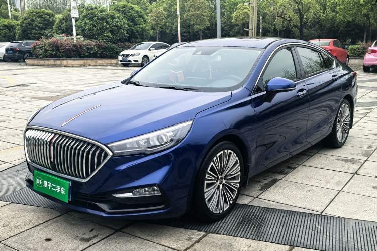 Used Hongqi H5 2022 Classic Model 1.8T Automatic Smart Connect Flagship Edition Front Left 45 Deg