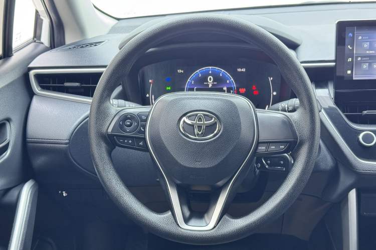 Used Toyota FRONTLANDER 2024 2.0L CVT Elite Edition
