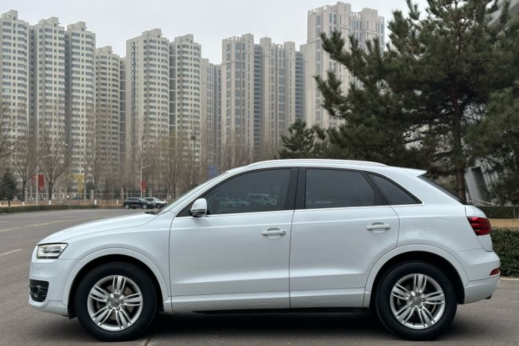 Used Audi Q3 2015 35 TFSI quattro Technology Edition Exterior 4