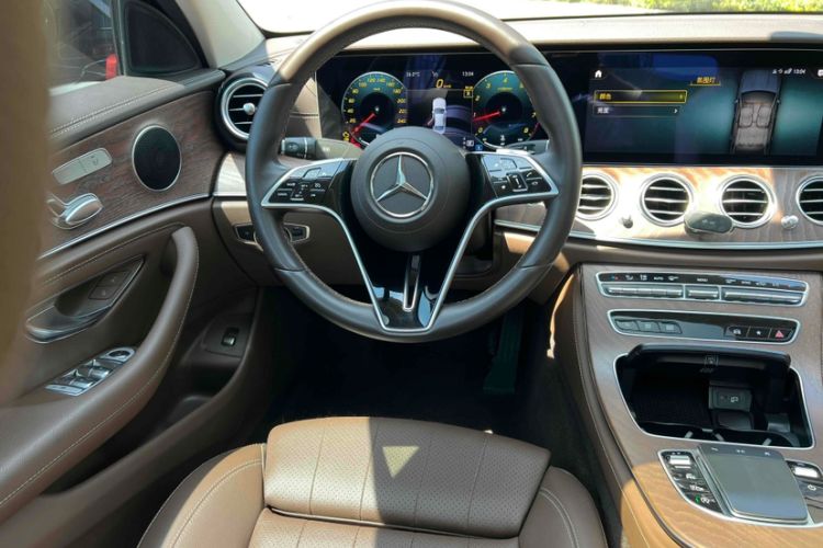 Used Mercedes-Benz E-Class 2023 E 260 L
