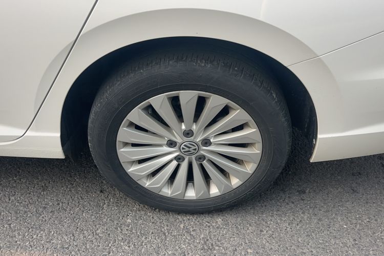 Used Volkswagen Lavida 2019 1.5L Automatic Comfort Edition China VI Standard