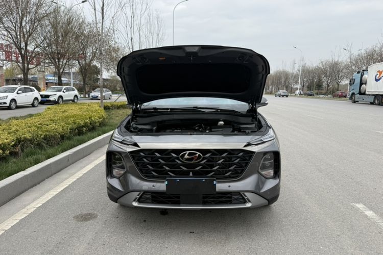 Used Hyundai Santa Fe 2023 Traveler 380T GDi Automatic Two-Wheel Drive GLX Elite Edition