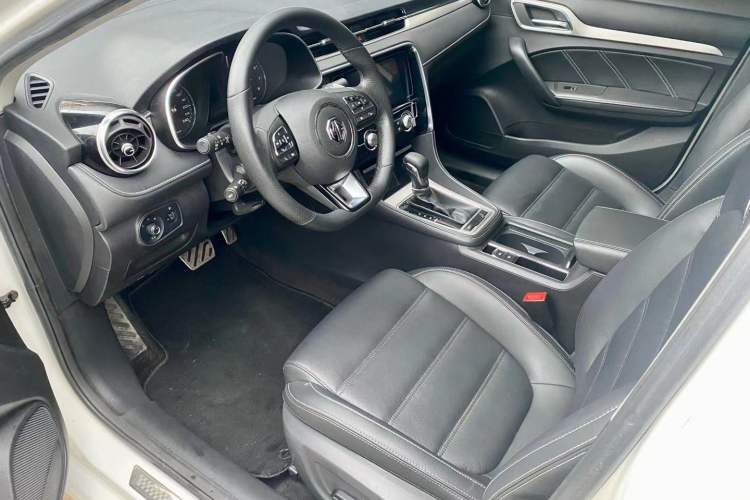 Used MG 6 2017 20T Automatic Luxury Smart Connect Version China V Standard