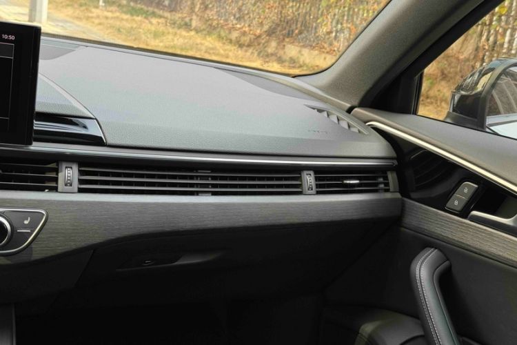 Used Audi A4L 2023 40 TFSI Luxury Dynamic Model