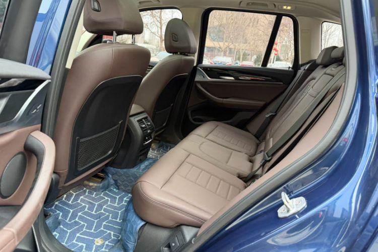 Used BMW X3 2018 xDrive25i M Sport Package China V Interior 4