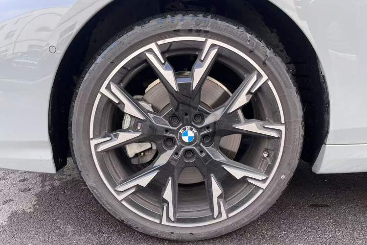 Used BMW 2 Series 2025 225L M Sport Night Edition Package Exterior 5