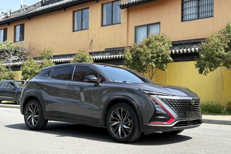 Used CHANGAN UNI-T 2020 1.5T Prestige Version
