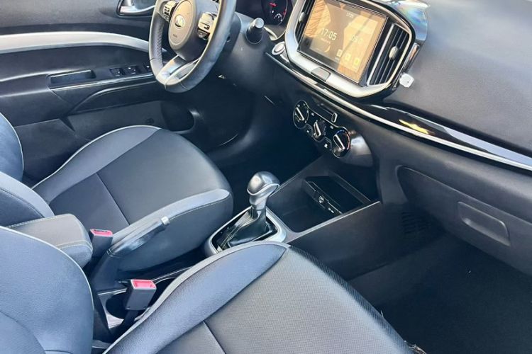 Used Kia kx1 Stonic 2021 1.4L Automatic Fun Edition