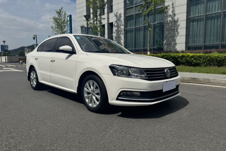 Used Volkswagen Lavida 2017 1.6L Automatic Comfort Edition