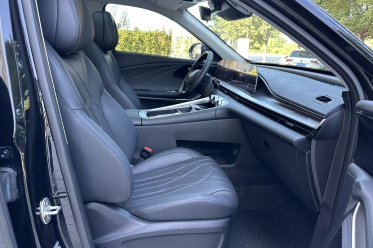 Used EXEED Stellar C-DM 2025 100 Long-Range Plus Two-Wheel Drive
