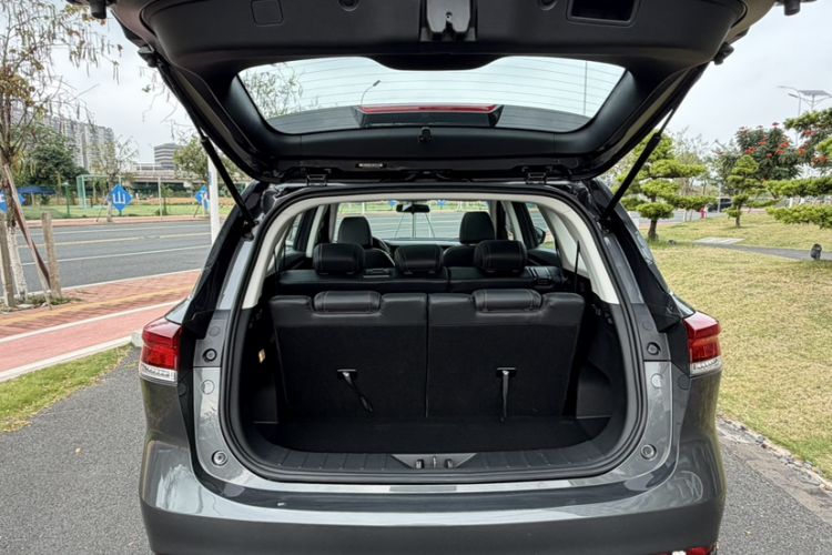 Used CHANGAN OSHAN X7 PLUS 2022 1.5T Blue Whale Edition Automatic Luxury 7-Seater