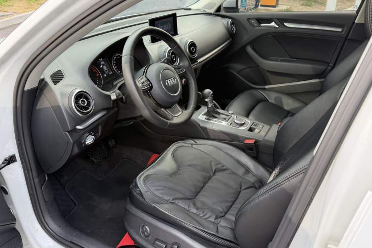 Used Audi A3 2016 Limousine 35 TFSI Prestige Edition