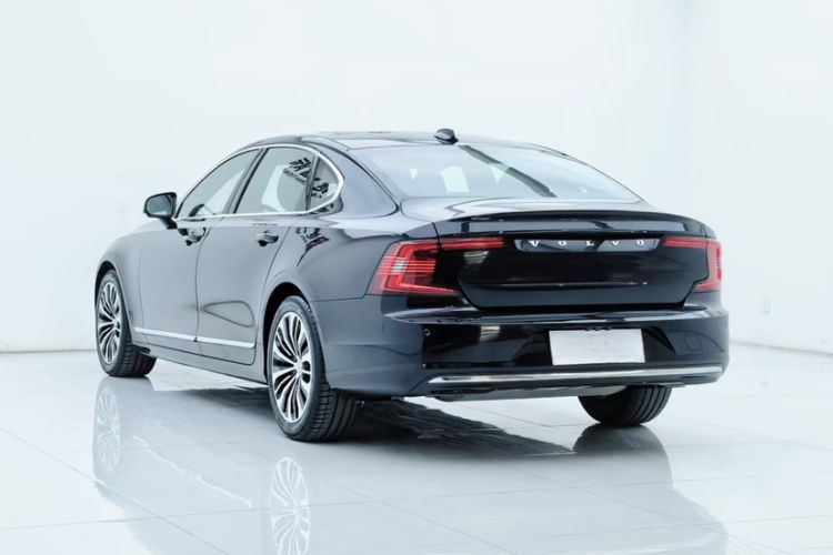 Used Volvo S90 2024 B5 Zhiyi Luxury Edition
