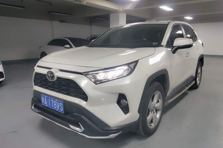 Used Toyota RAV4 2020 2.0L CVT Two-Wheel Drive Fashion PLUS Edition