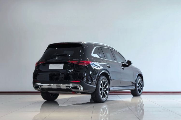 Used Mercedes-Benz GLC 2023 Facelift GLC 260 L 4MATIC Luxury Version 5 Seats