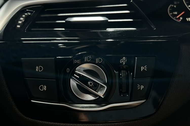 Used BMW 5 Series 2019 530Li Luxury Edition Premium Package