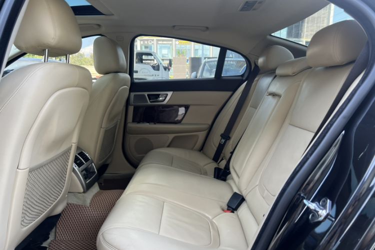 Used Jaguar XF 2014 XF 2.0T Luxury Edition