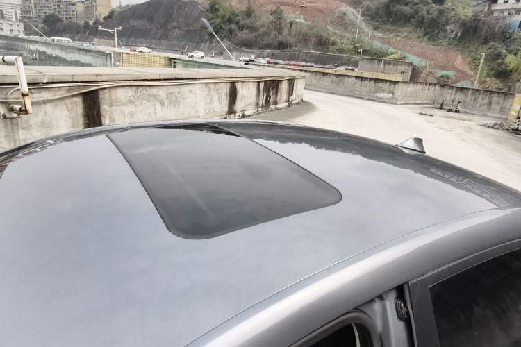 Used Roewe i5 2023 1.5L CVT Luxury Edition
