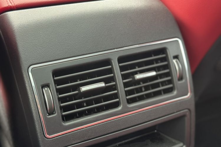 Used Jaguar F-PACE 2025 P250 R-Dynamic SE
