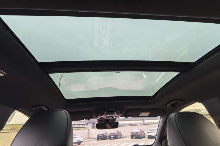 Used Geely Auto Coolray 2019 Sport Model 260T DCT Battle China V Standard Interior 2