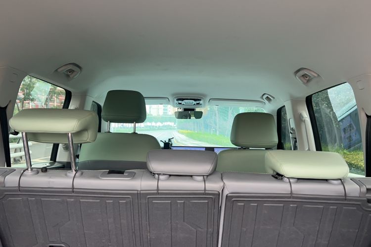 Used BAIC Off-Road BJ40 2024 2.0T All-New Urban Hunter Edition Pioneer Type
