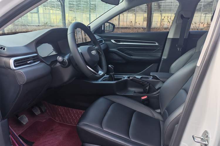 Used Geely Auto Emgrand 2026 Model 4th Generation 4 Millionth Anniversary Edition 1.5L Manual Overdrive Edition