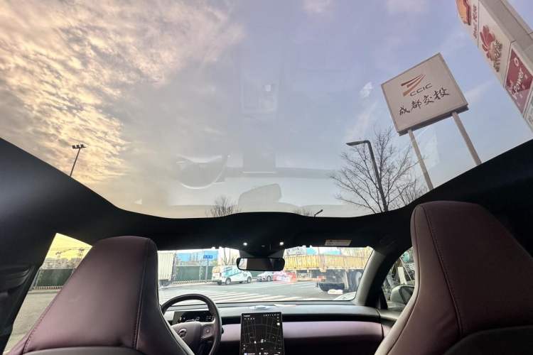 Used Nio ET5 2024 75 kWh Interior 15