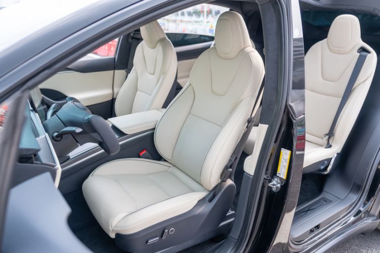 Used Tesla Model X 2023 Three-Motor All-Wheel-Drive Plaid Version