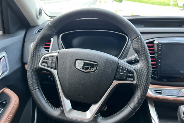 Used Geely Auto Vision X6 2018 1.4T CVT 4G Connected Luxury Version