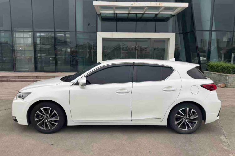 Used Lexus CT 2020 CT200h Elite Edition Monochrome Exterior 9