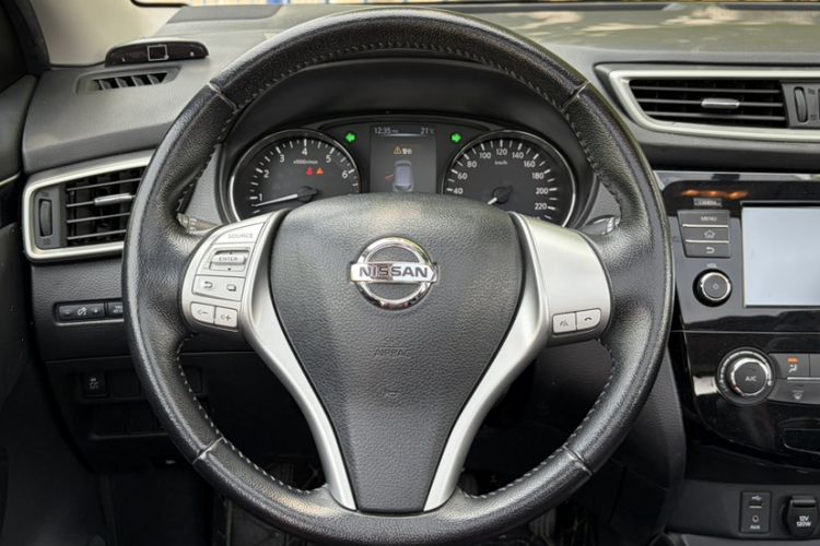 Used Nissan Qashqai 2017 2.0L CVT Luxury Edition China V Standard Steering Wheel