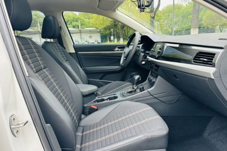 Used Volkswagen Lavida 2019 280TSI DSG Comfort Edition China VI standard Interior 4