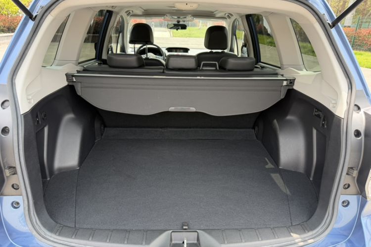 Used Subaru Forester 2018 2.0i Fashion Navigation Edition Trunk