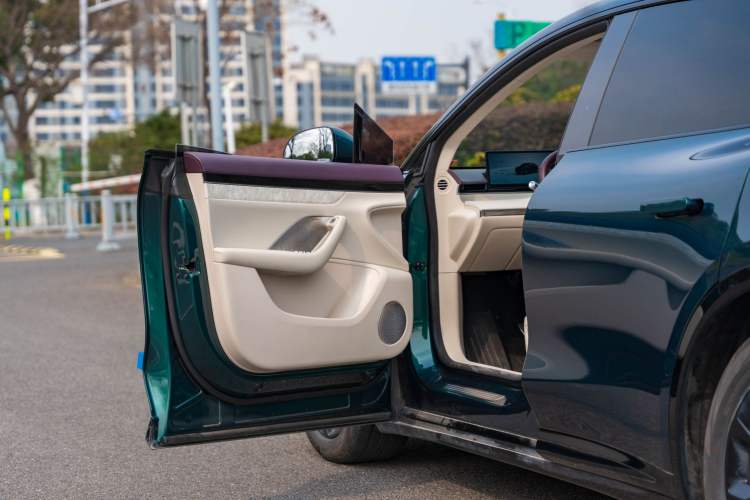 Used Hima Luxeed R7 2026 Model Pure Electric Max