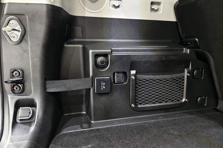 Used JETOUR Traveler 2023 2.0T Four-Wheel Drive Conqueror