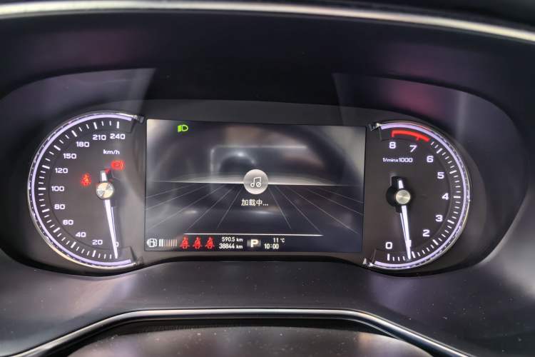 Used Roewe RX8 2019 30T Smart Connectivity Two-Wheel Drive Supreme Flagship Edition
