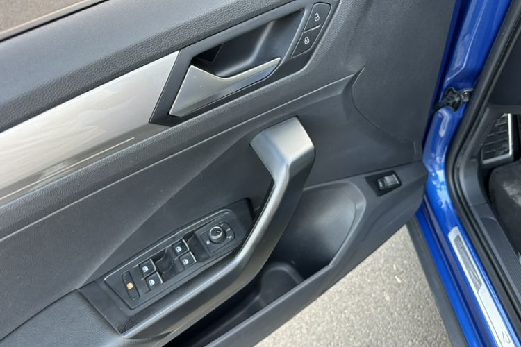 Used Volkswagen T-ROC 2021 280TSI DSG Two-Wheel Drive R-Line Pro Connected Version