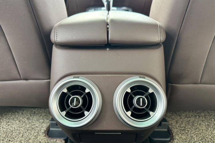 Used Wey VV7 2019 Upgraded Model 2.0T Flagship Version China V Standard Interior 3