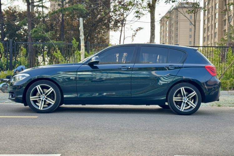 Used BMW 1 Series 2015 120i Sport Design Package
