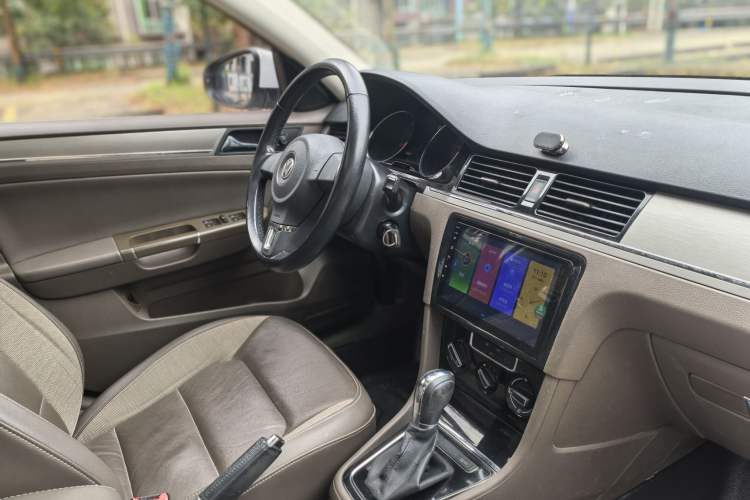 Used Volkswagen Bora 2014 1.6L Automatic Comfort Model
