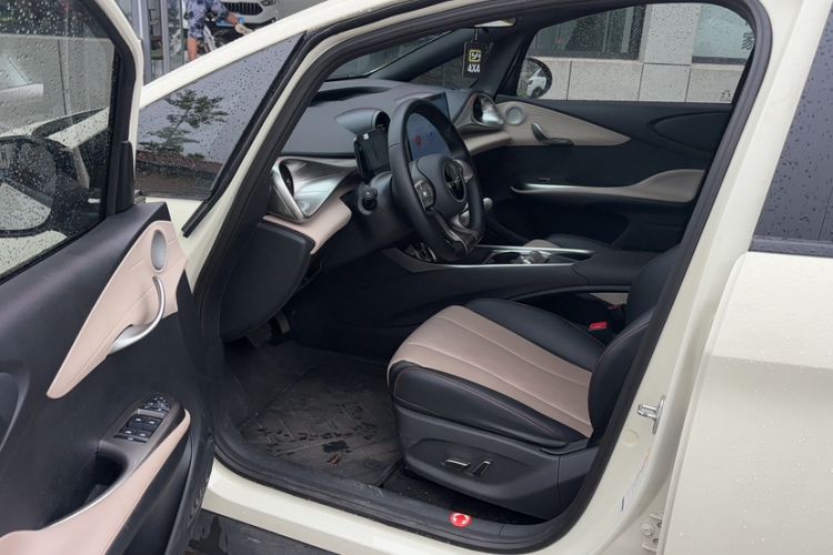 Used BYD Dolphin 2023 420 km Fashion Edition