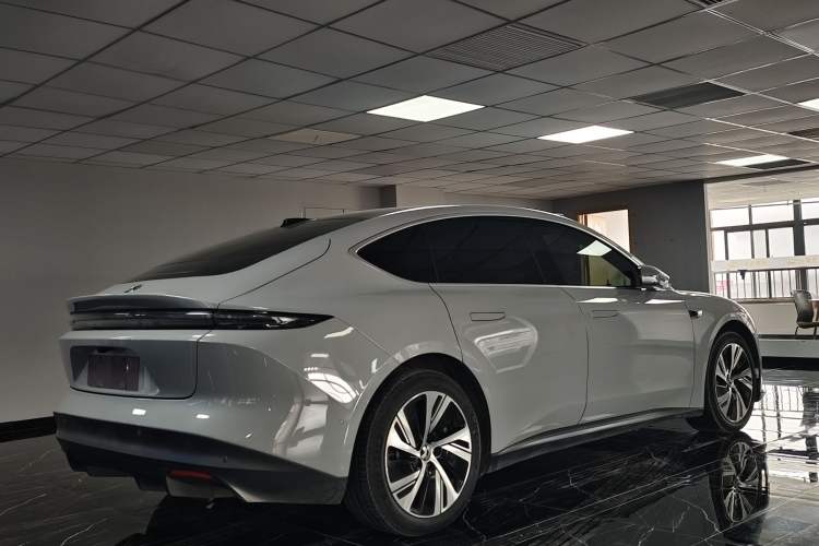 Used Nio ET5 2022 75 kWh